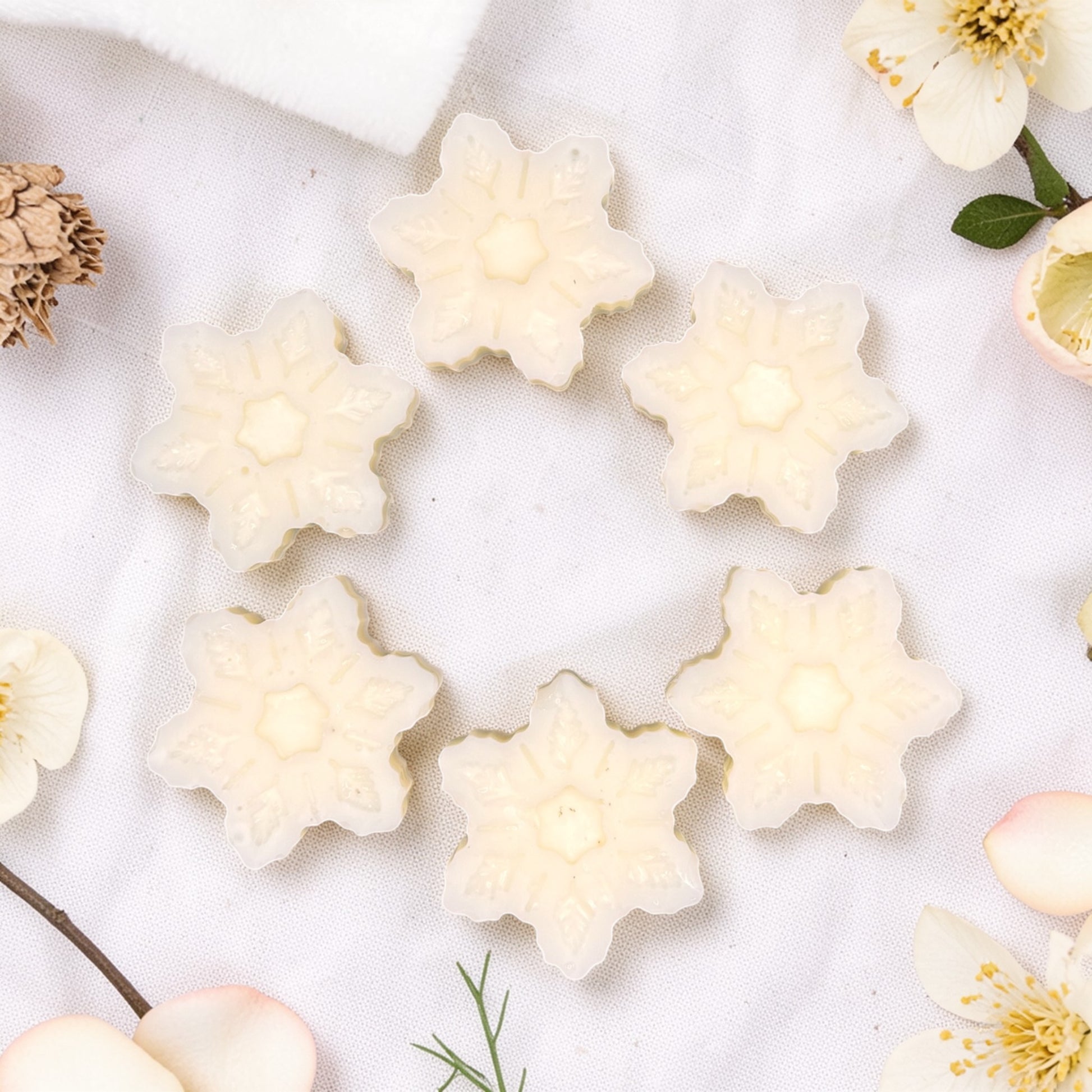 PNW Candle Co Cashmere & Vanilla scented wax tart, a cozy wax melt with warm vanilla and soft cashmere fragrance, in a wax tart shape.